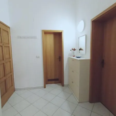 Apartment Anchy - 250m From Sea Umag